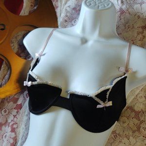 Dreamgirls Black Ruffled Sexy Bra Lg